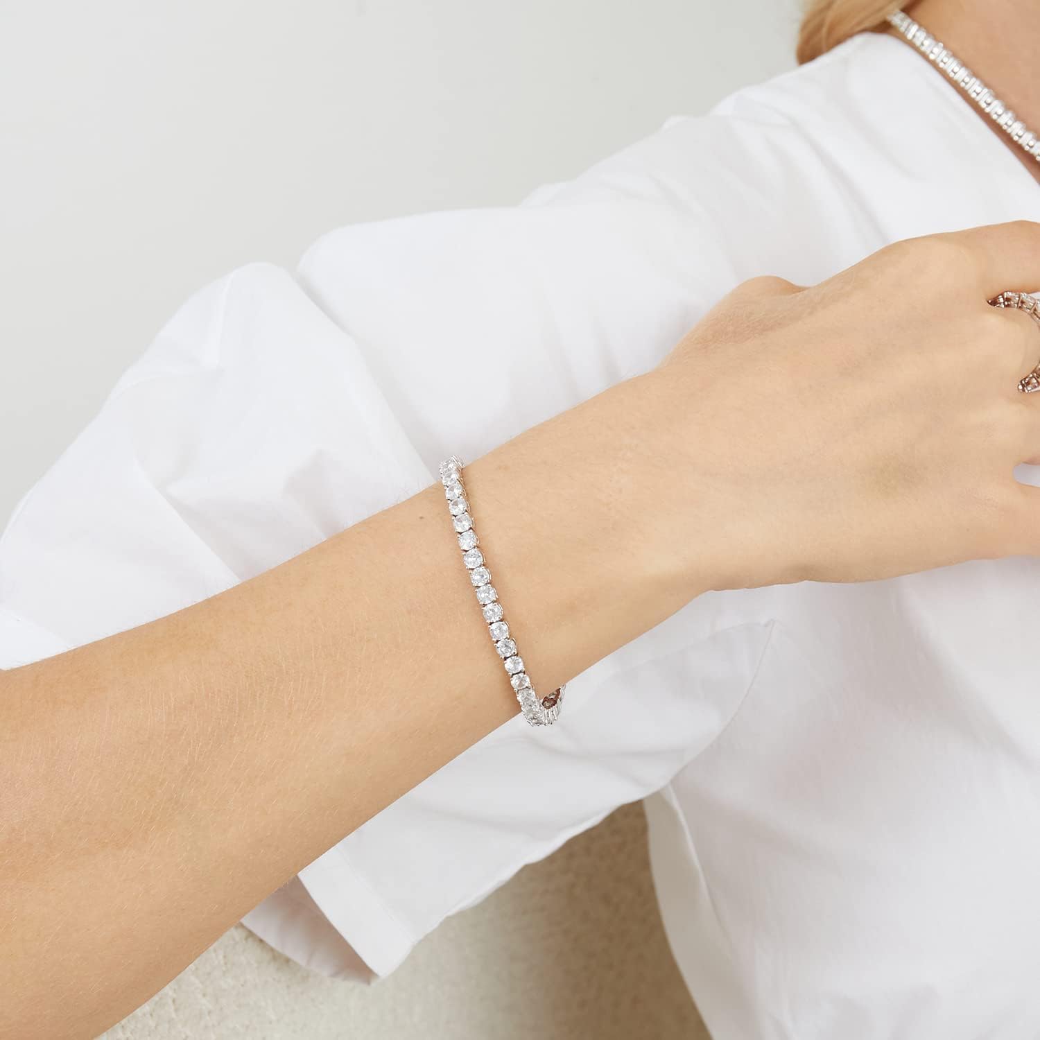 Gemsme 4.0MM Tennis Bracelets for Women - 18K White Gold Plated 4mm Round Cut Cubic Zirconia Classic Tennis Bracelet for Women/Men,Size 6/6.5/7/7.5/8/8.5 inch